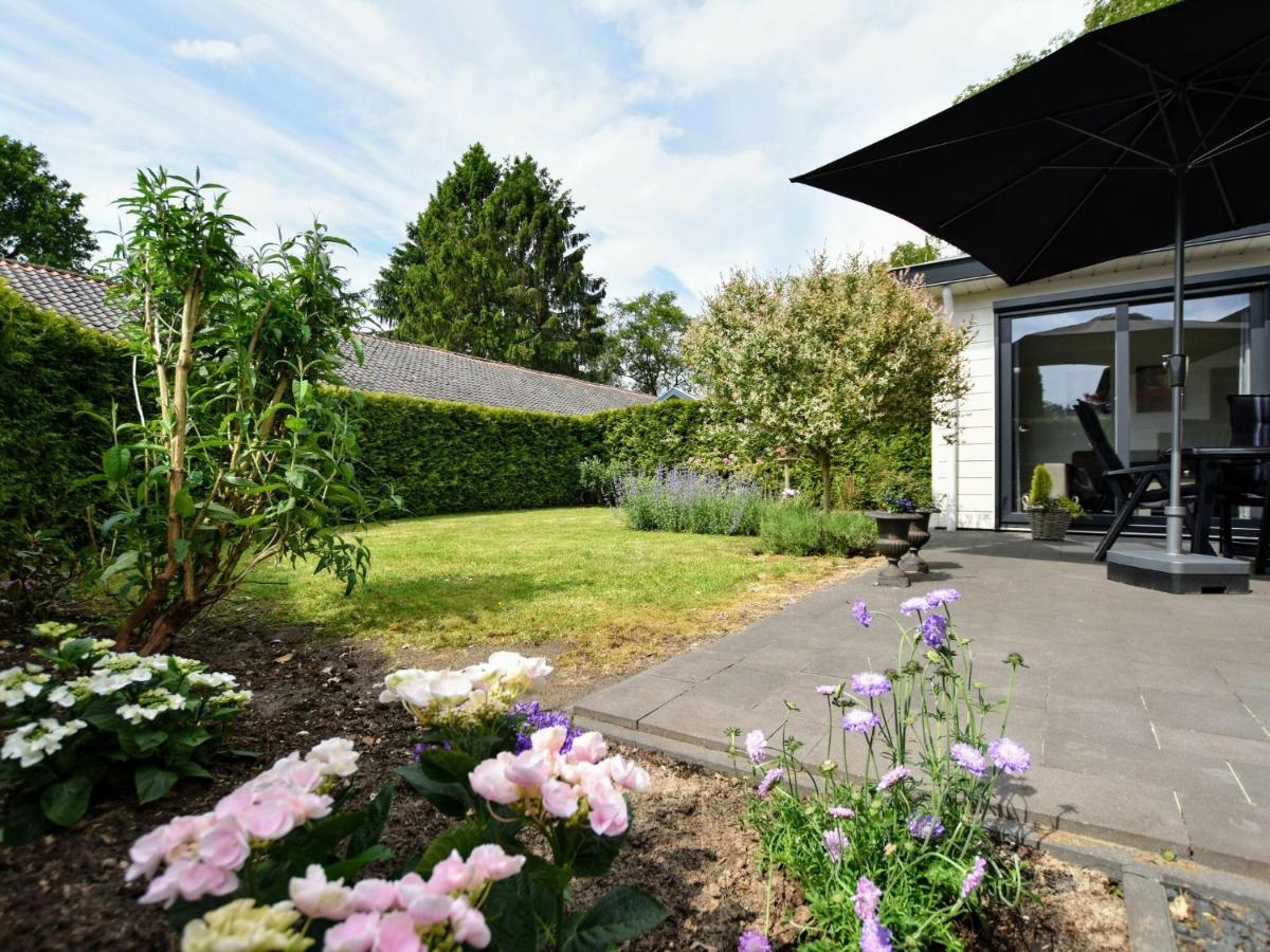 Spacious Chalet In Wolfheze With Garden Exterior photo