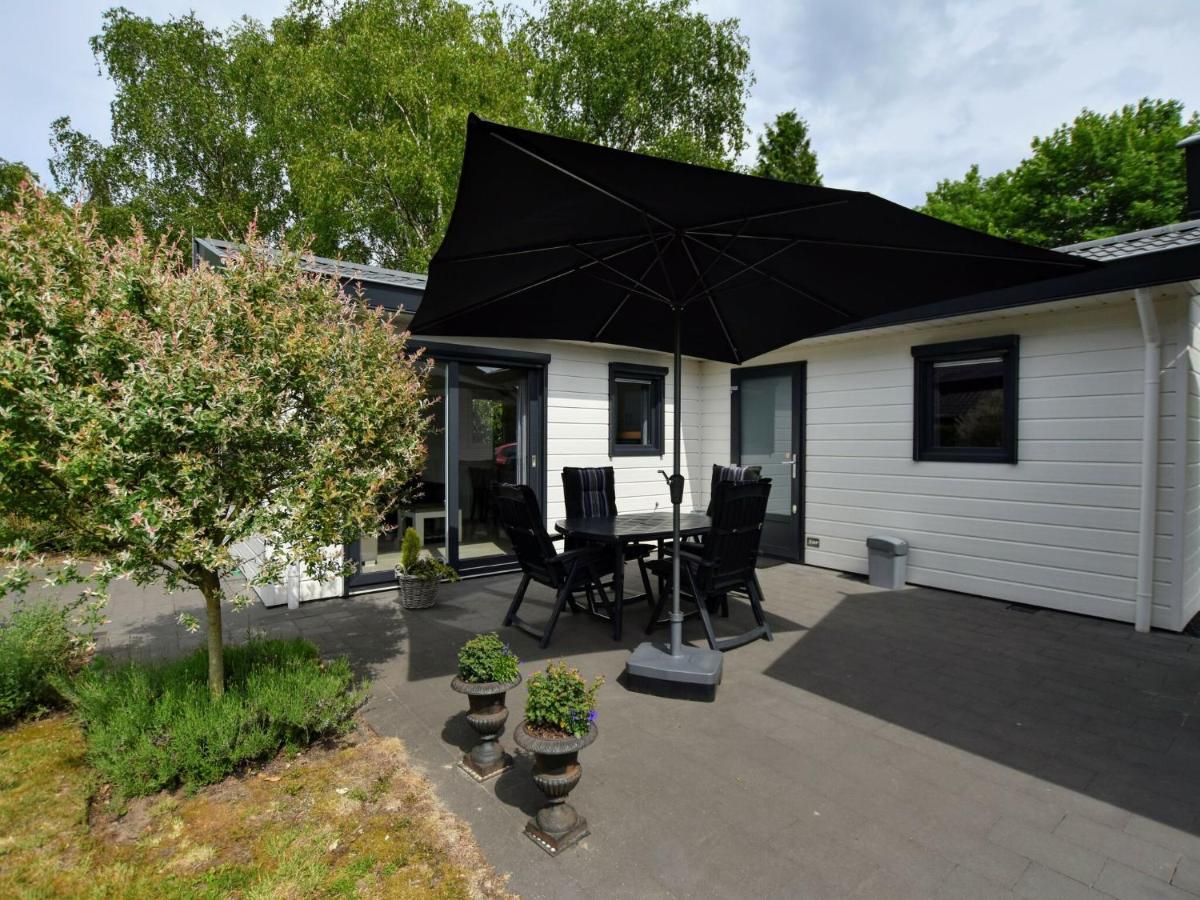 Spacious Chalet In Wolfheze With Garden Exterior photo