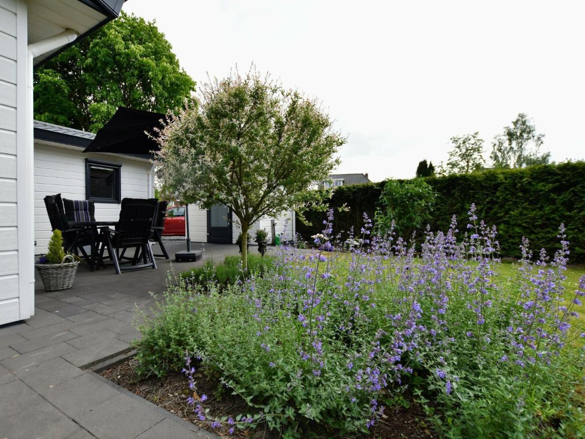 Spacious Chalet In Wolfheze With Garden Exterior photo